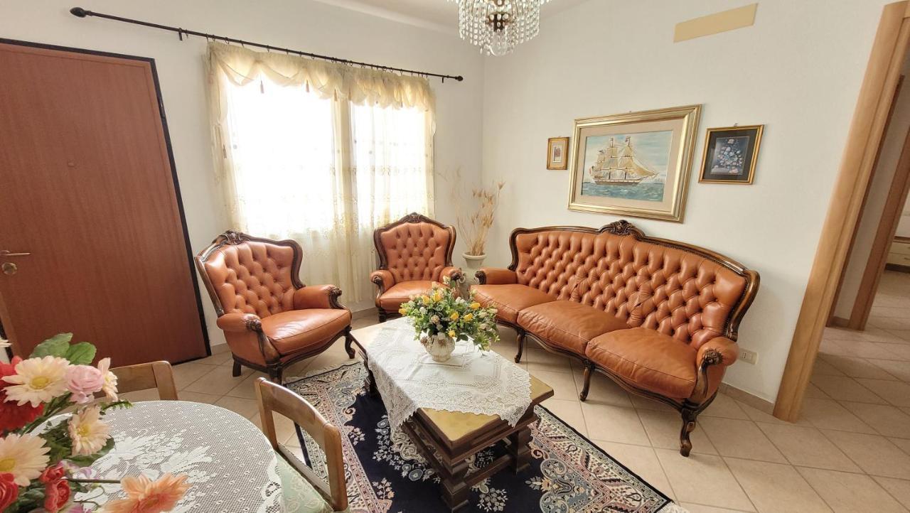Residenza La Pineta Orosei Villa ภายนอก รูปภาพ