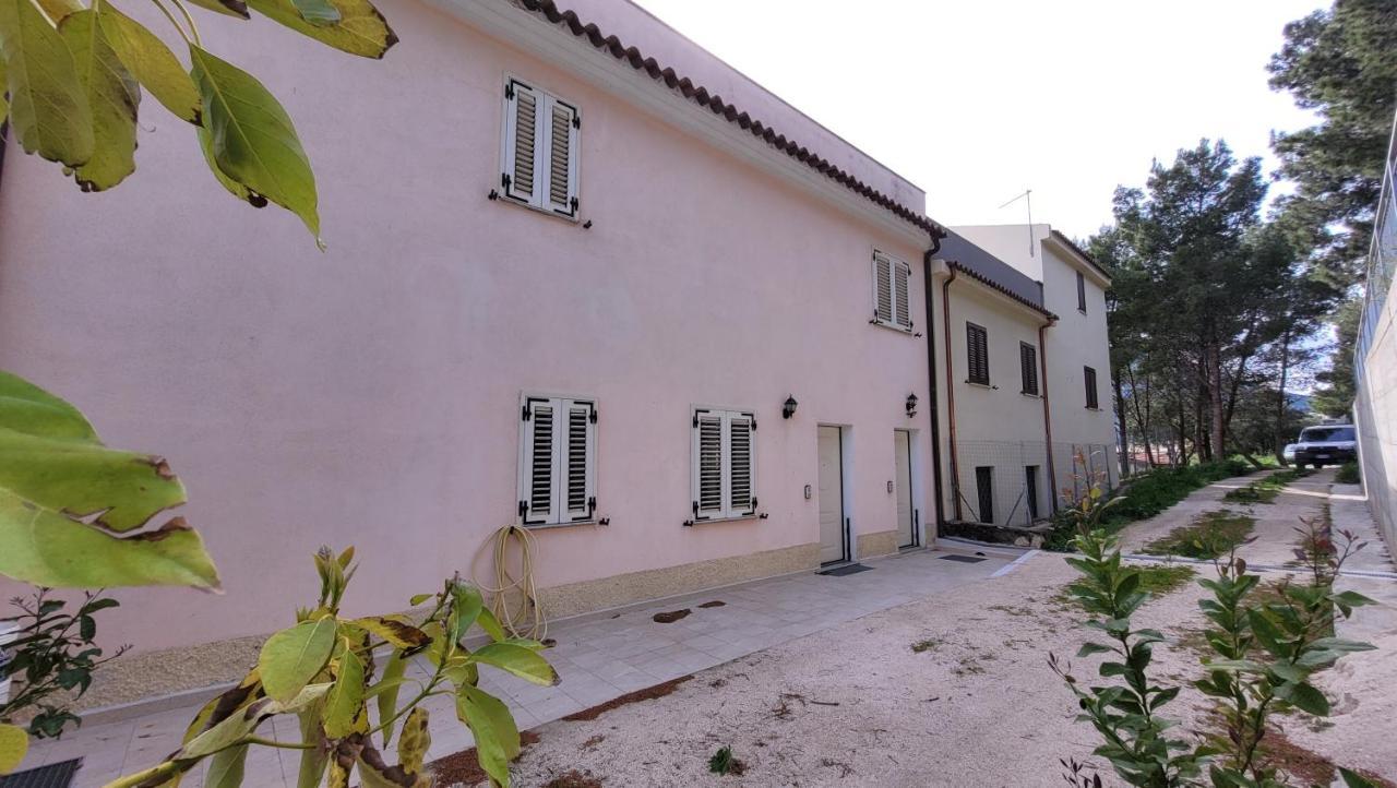 Residenza La Pineta Orosei Villa ภายนอก รูปภาพ