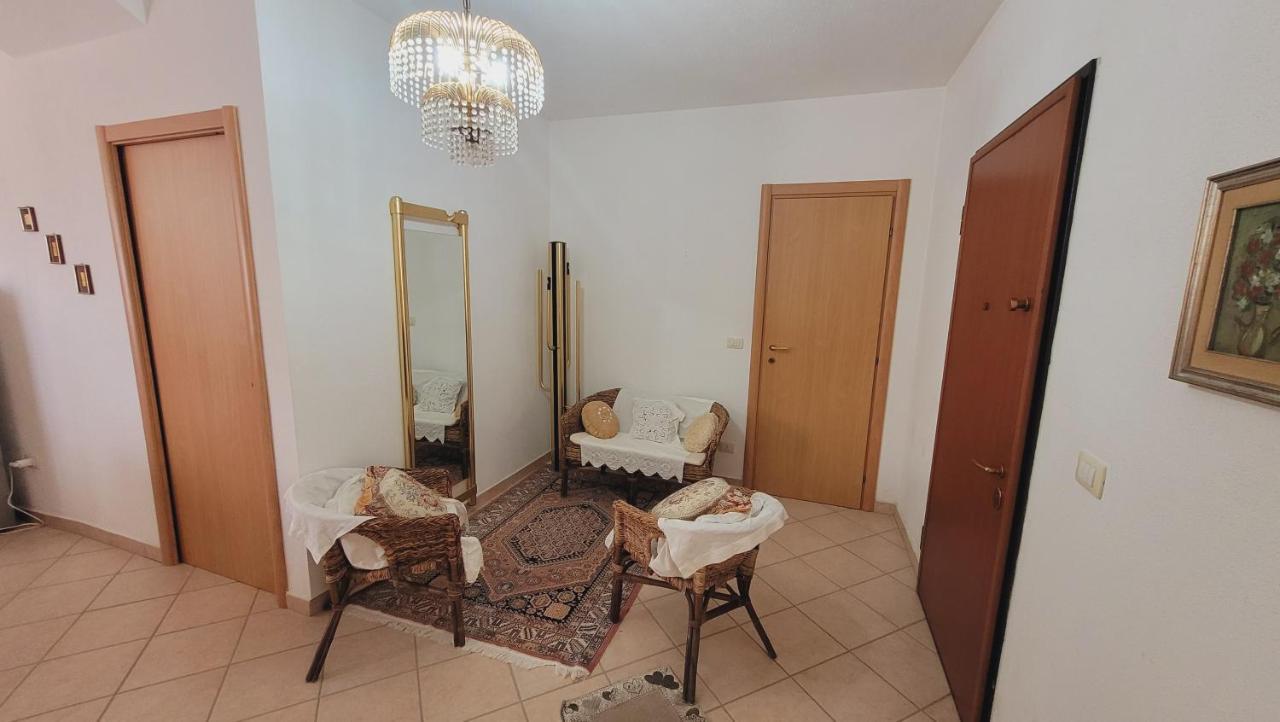 Residenza La Pineta Orosei Villa ภายนอก รูปภาพ