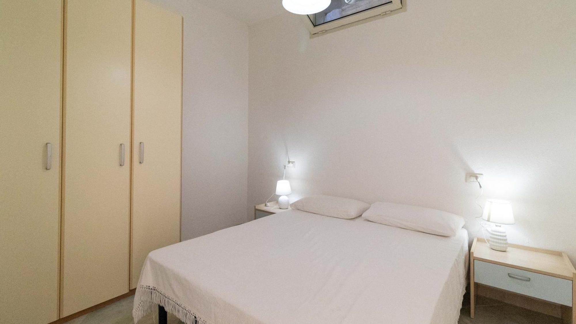 Residenza La Pineta Orosei Villa ภายนอก รูปภาพ